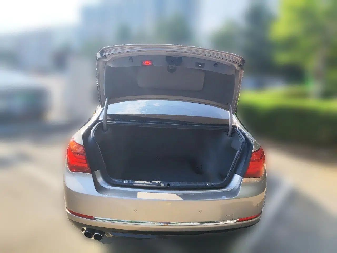 BMW 7 Series 2013 730Li Leading Model — миниатюра 19