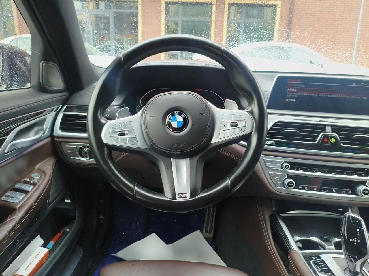 BMW 7 Series 2021 740Li Leading Model M Sport Package — миниатюра 10
