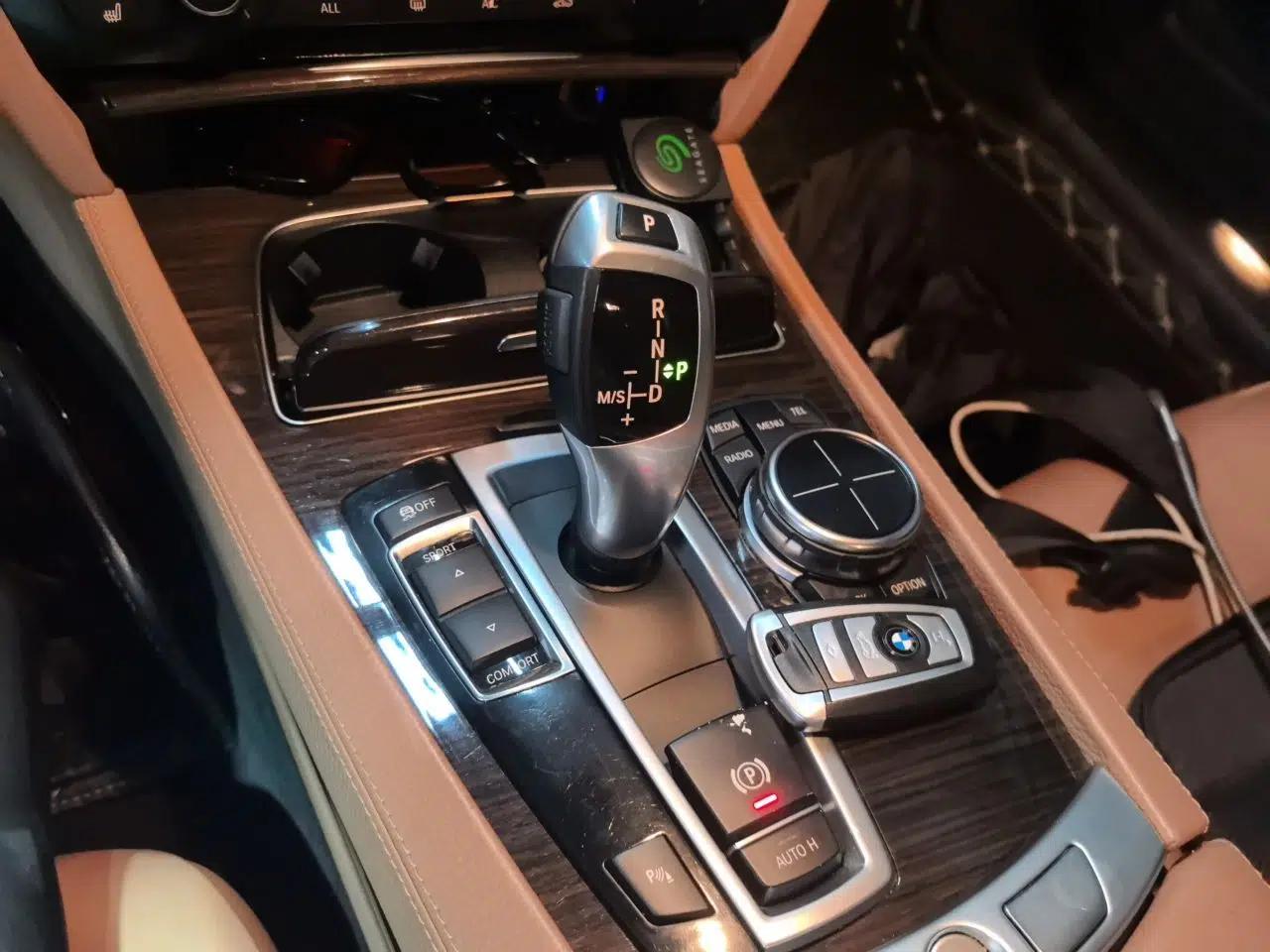 BMW 7 Series 2013 730Li Leading Model — миниатюра 14