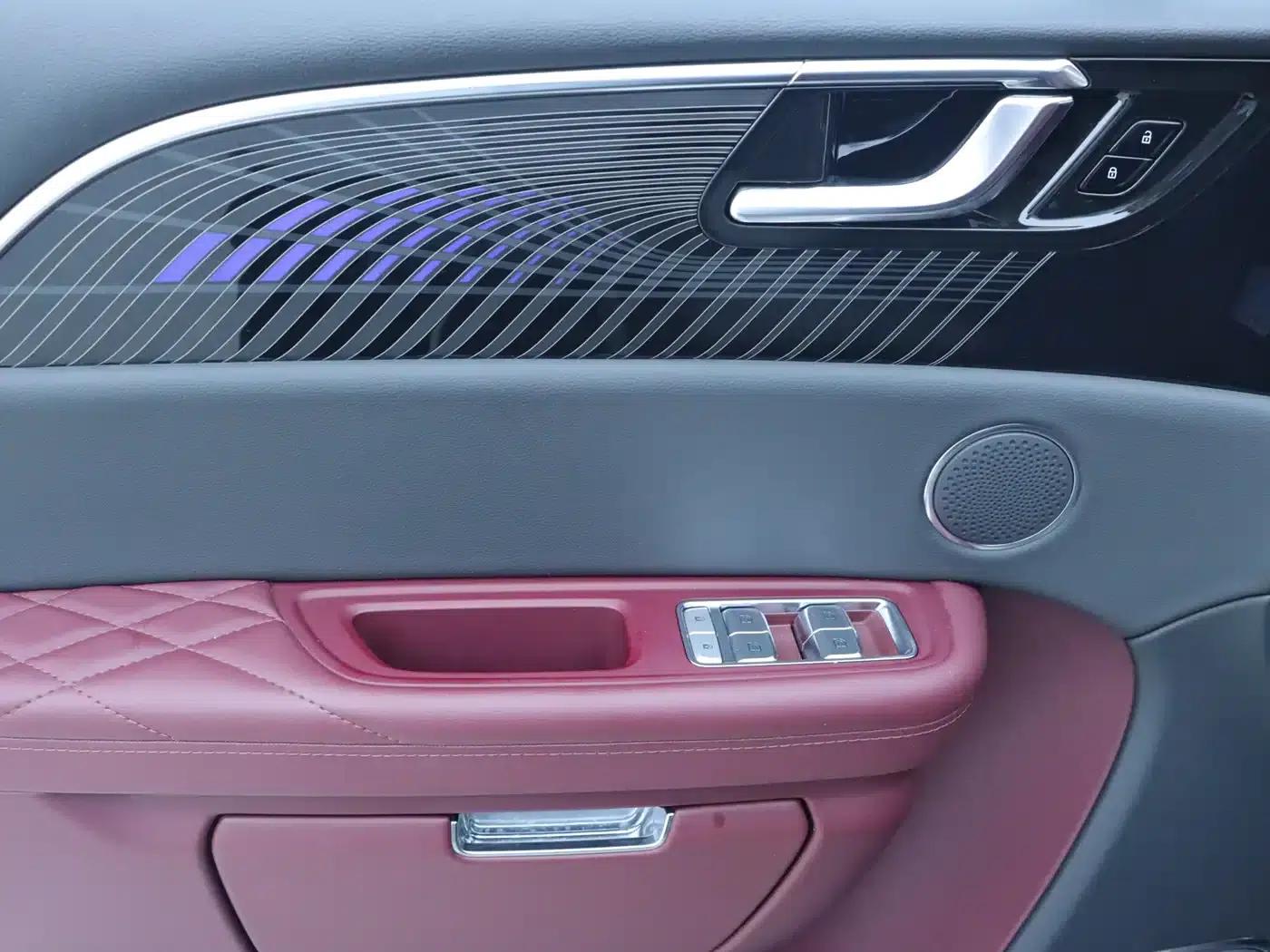 Hongqi E-HS9 2022 Model 660km Flagship Edition (Six Seats) — миниатюра 15