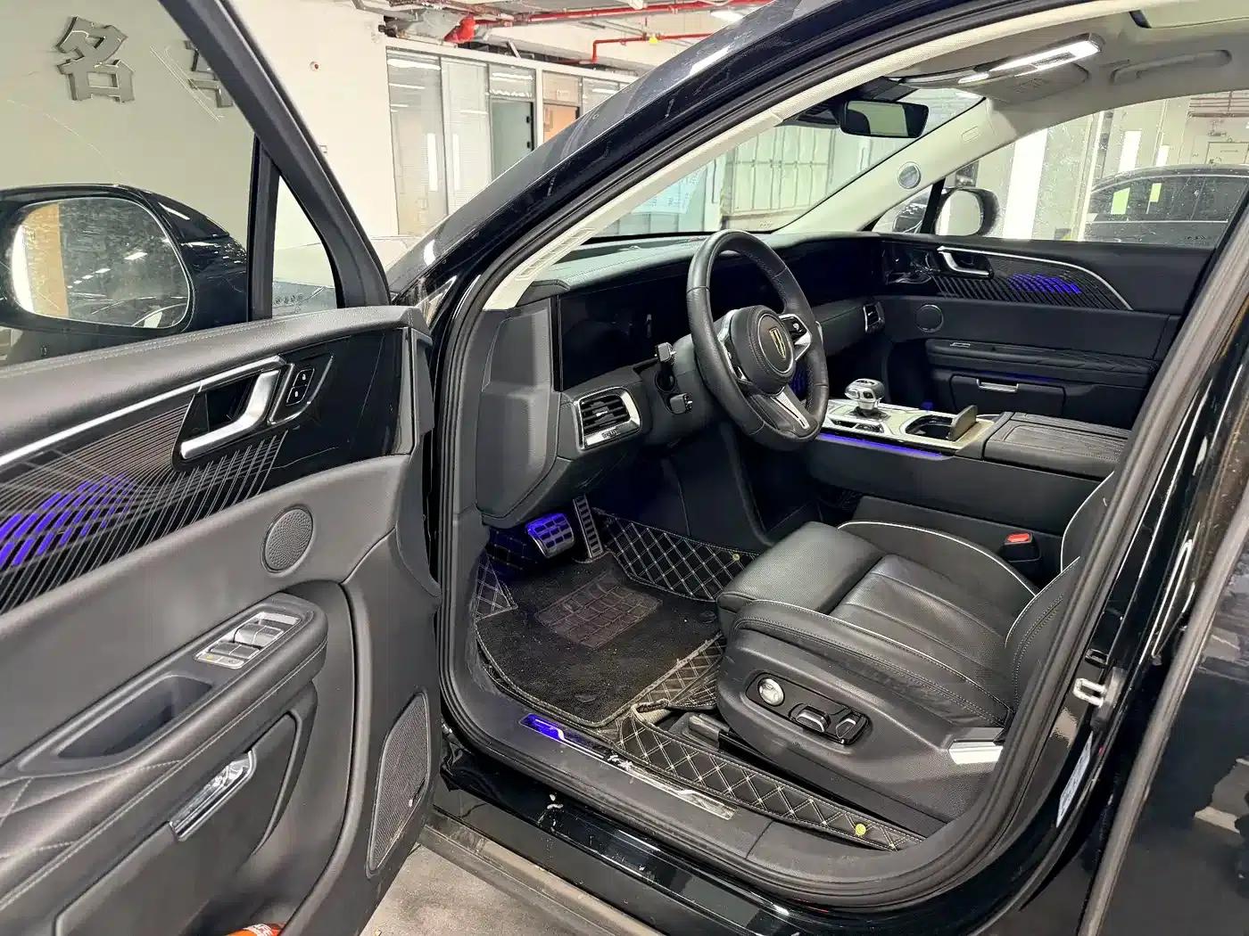 Hongqi E-HS9 2022 Model 690km Flagship Edition (Six Seats) — миниатюра 4