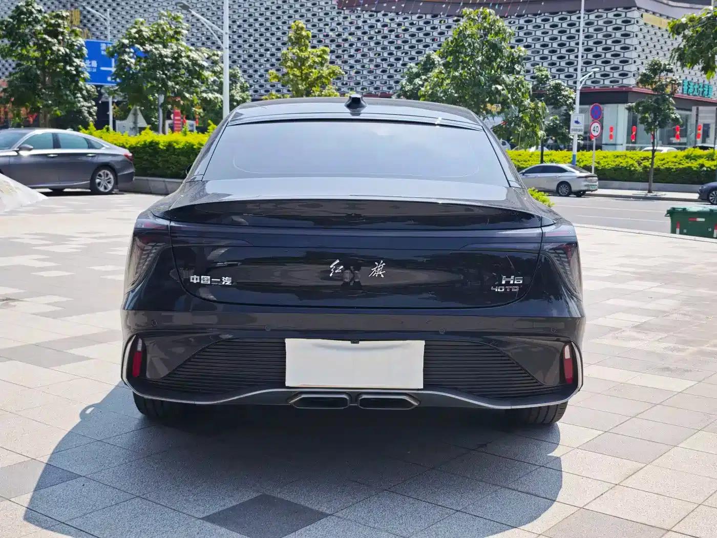 Hongqi H6 2025 2.0T Premium Edition — миниатюра 3