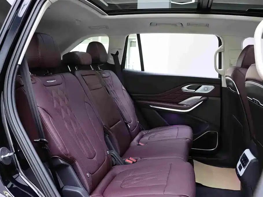 Hongqi HS7 PHEV 2024 2.0T PHEV 4WD Flagship Edition 7-seater — миниатюра 15