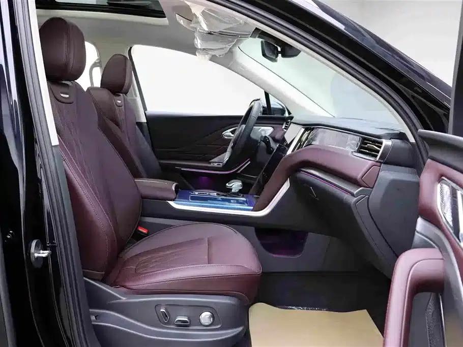 Hongqi HS7 PHEV 2024 2.0T PHEV 4WD Flagship Edition 7-seater — миниатюра 16