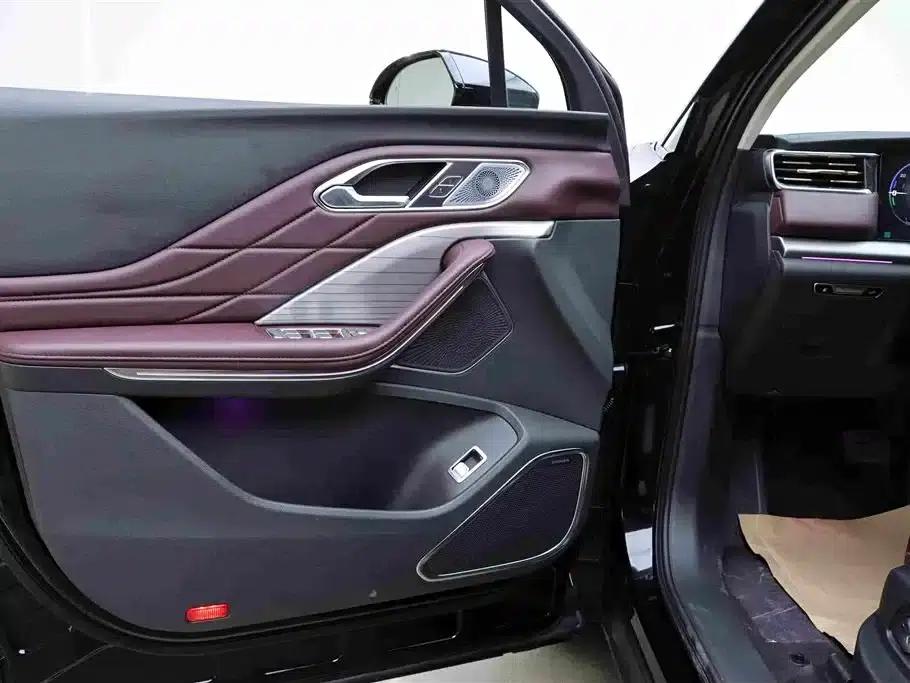 Hongqi HS7 PHEV 2024 2.0T PHEV 4WD Flagship Edition 7-seater — миниатюра 10