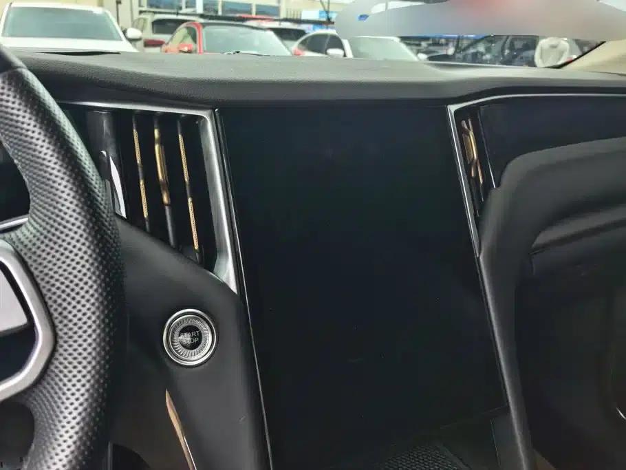 Hongqi HS7 PHEV 2024 2.0T PHEV 4WD Flagship Edition 6-seater — миниатюра 13