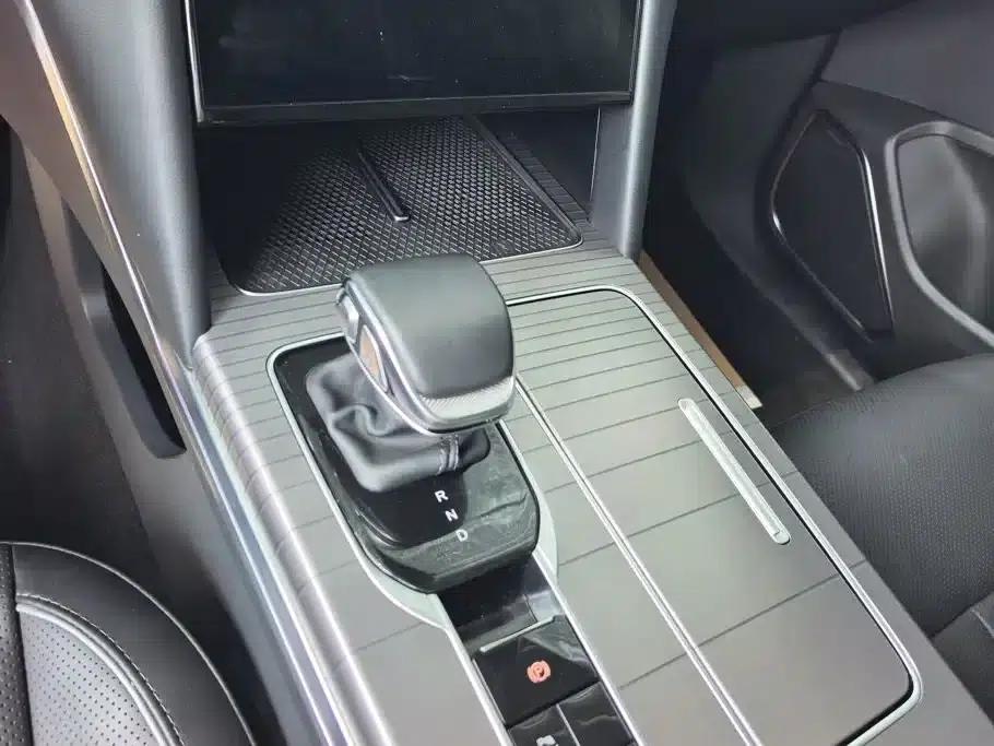 Hongqi HS7 PHEV 2024 2.0T PHEV 4WD Flagship Edition 6-seater — миниатюра 16