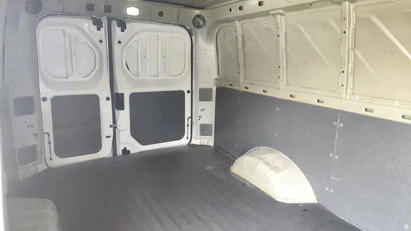 Wuling Yangguang 2024 Model 300km Practical Closed-Window Version 60kW — миниатюра 10