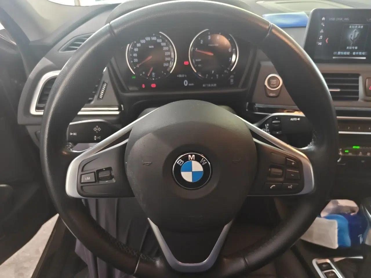 BMW 1 Series 2019 118i Fashion Model — миниатюра 10