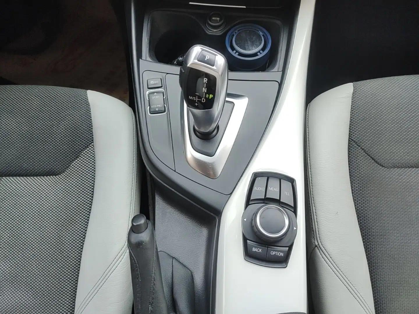 BMW 1 Series 2016 118i Urban Design Package — миниатюра 16