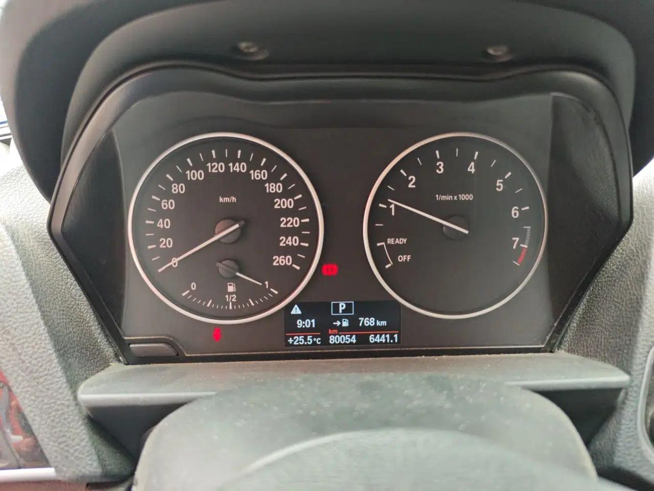 BMW 1 Series 2012 116i Urban Edition — миниатюра 11