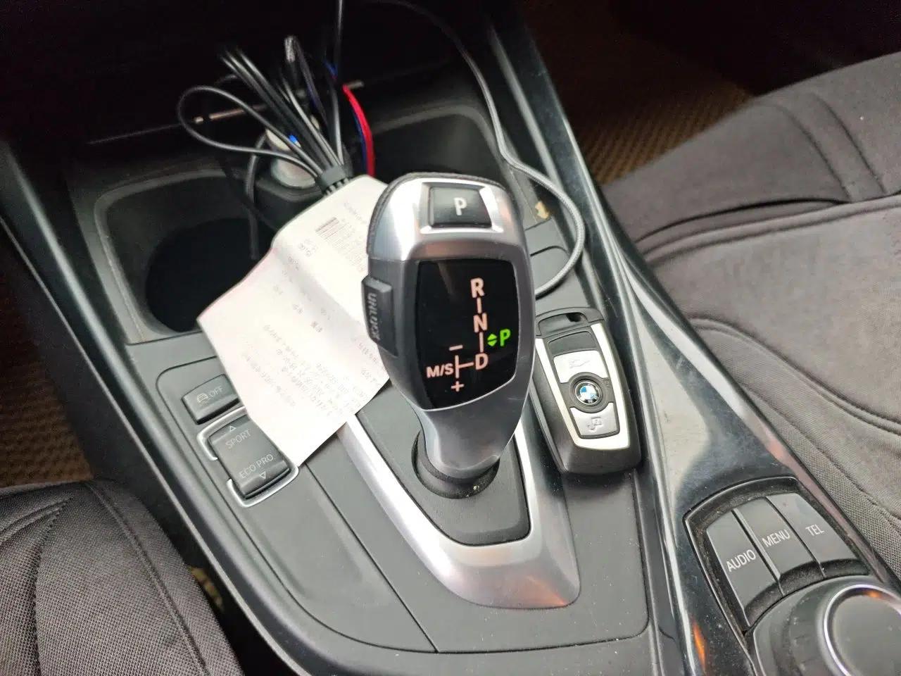 BMW 1 Series 2012 116i Urban Edition — миниатюра 14