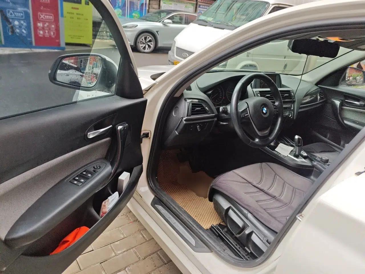 BMW 1 Series 2012 116i Urban Edition — миниатюра 16