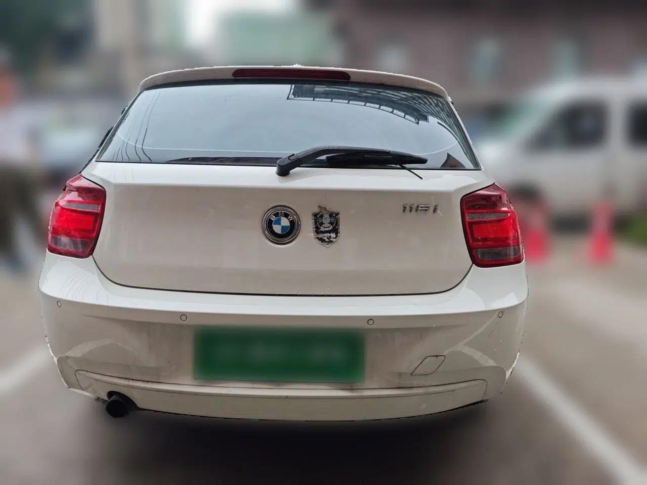 BMW 1 Series 2012 116i Urban Edition — миниатюра 5