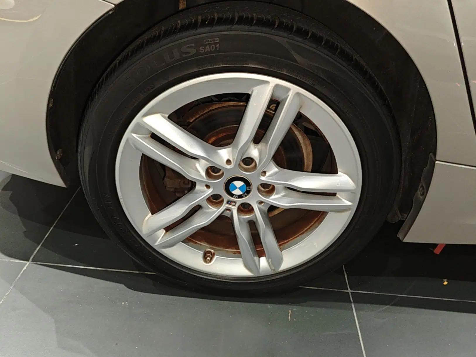 BMW 1 Series 2020 120i M Sport Package — миниатюра 11