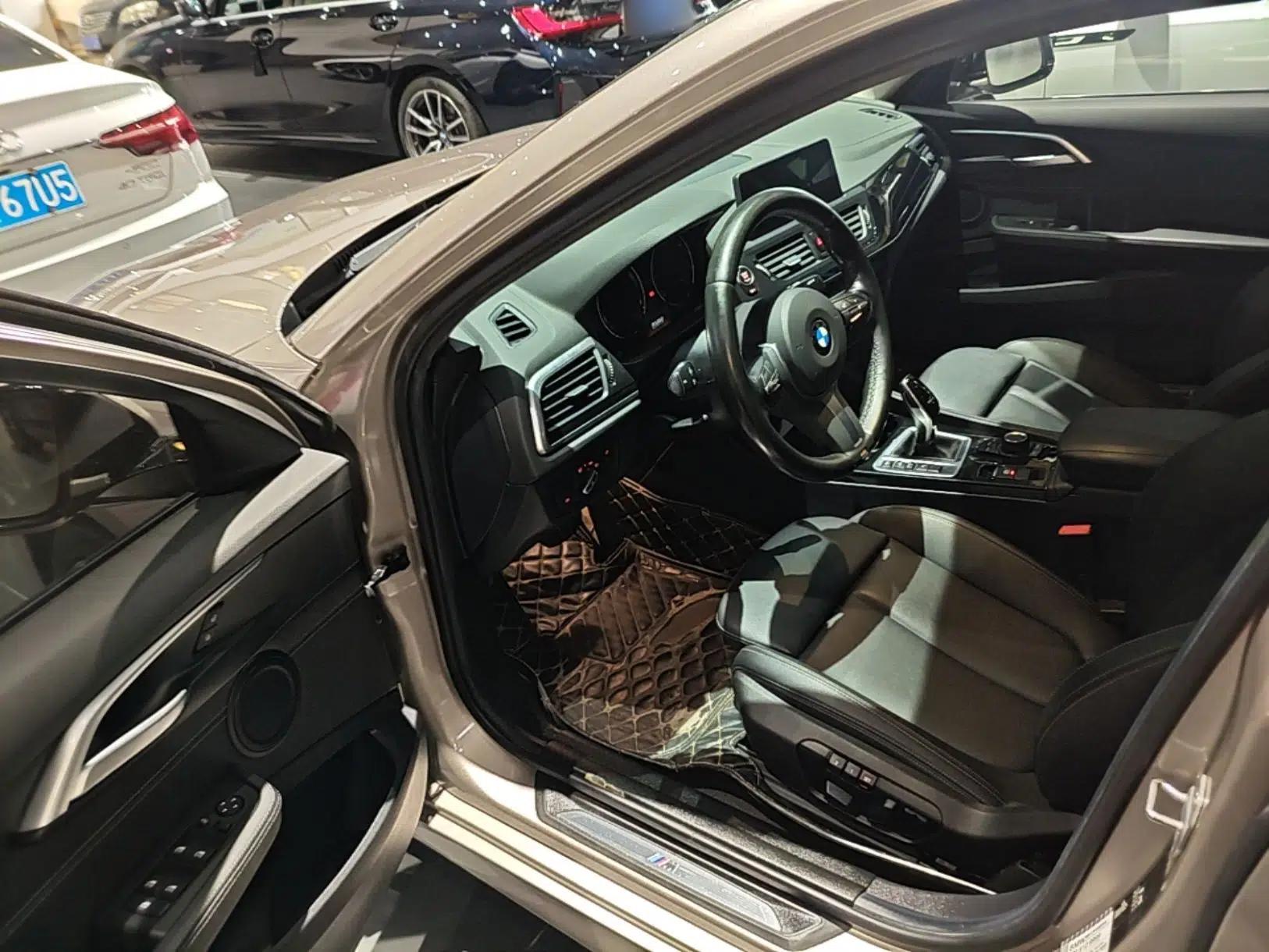 BMW 1 Series 2020 120i M Sport Package — миниатюра 18
