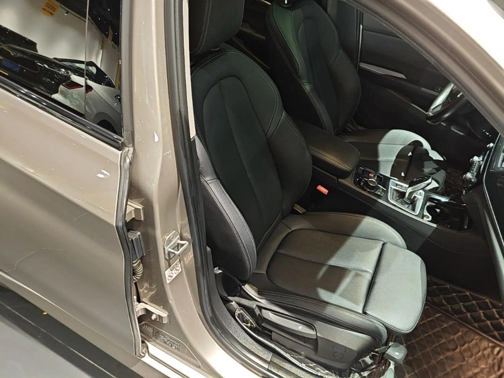 BMW 1 Series 2020 120i M Sport Package — миниатюра 19