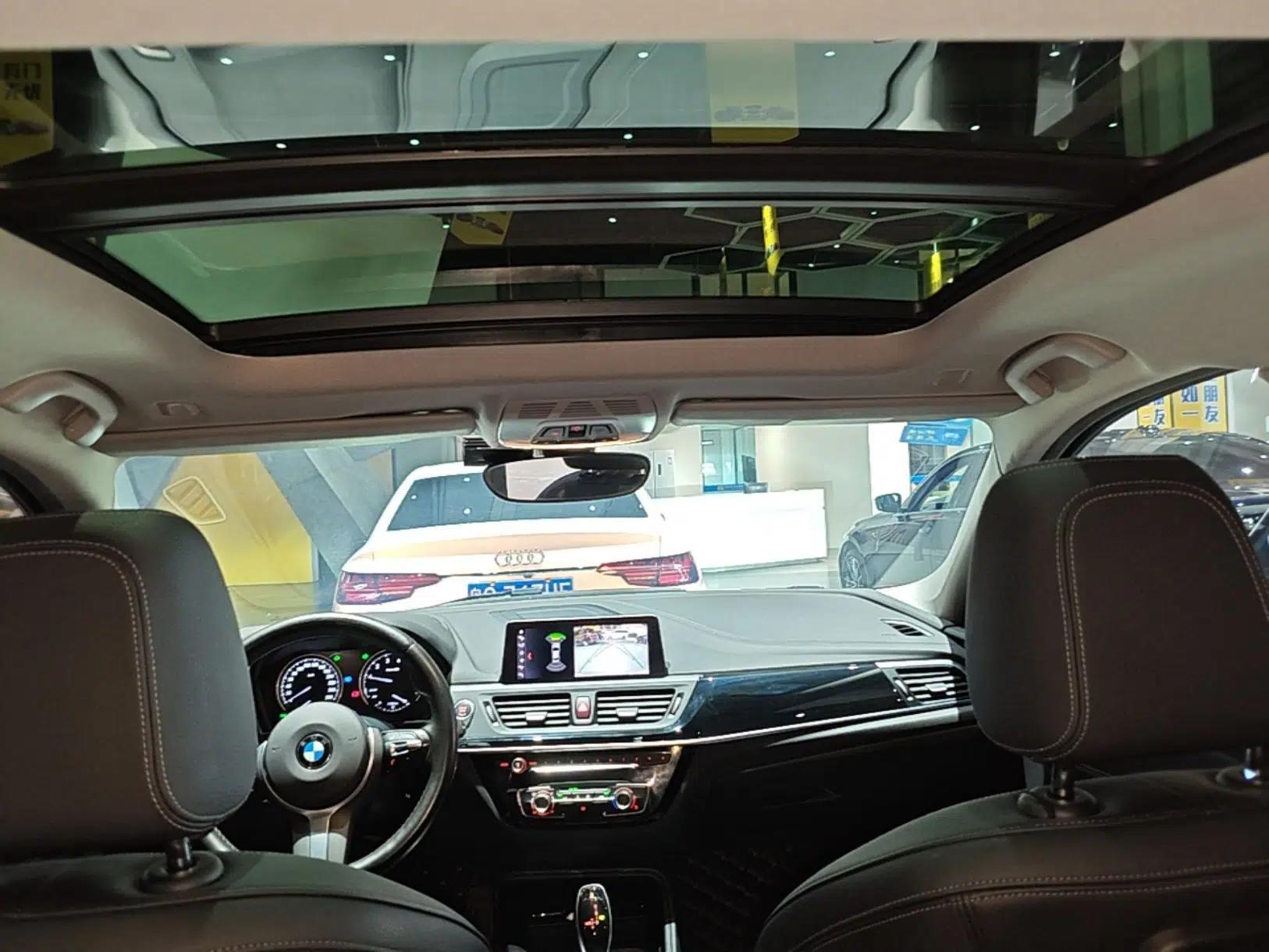 BMW 1 Series 2020 120i M Sport Package — миниатюра 21