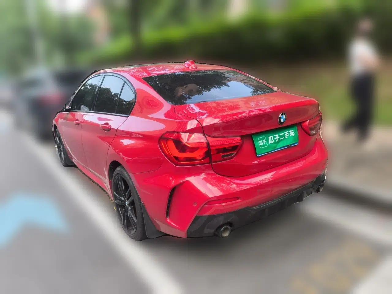 BMW 1 Series 2021 125i M Sport Night Edition — миниатюра 4