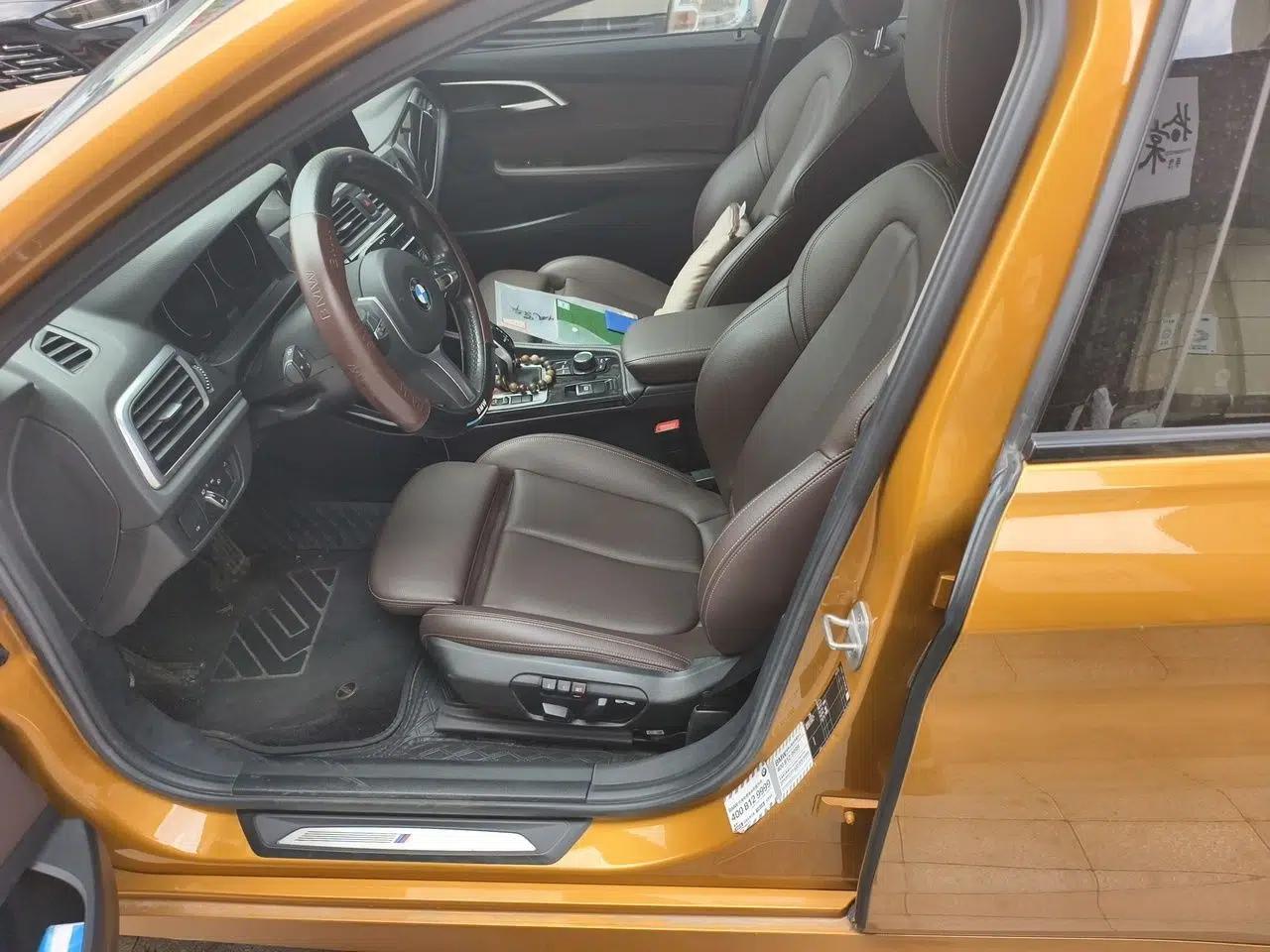 BMW 1 Series 2020 120i M Sport Package — миниатюра 15