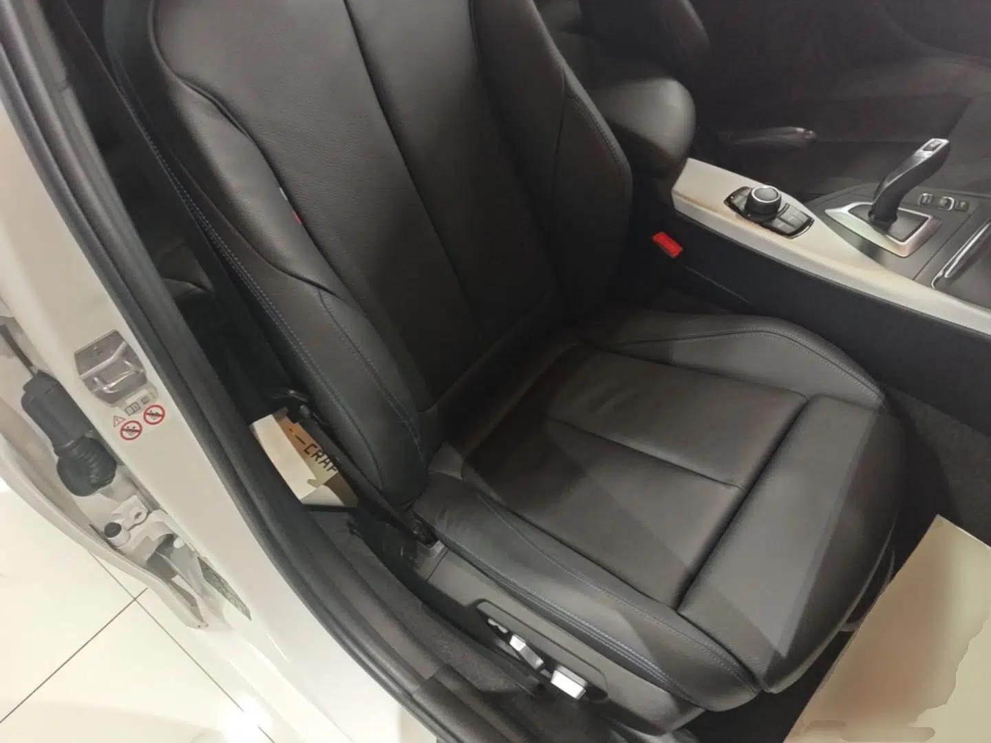 BMW 1 Series 2018 120i M Sport Package — миниатюра 19