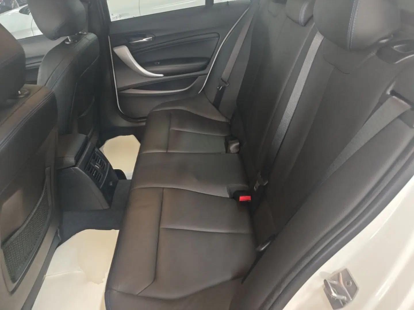 BMW 1 Series 2018 120i M Sport Package — миниатюра 20