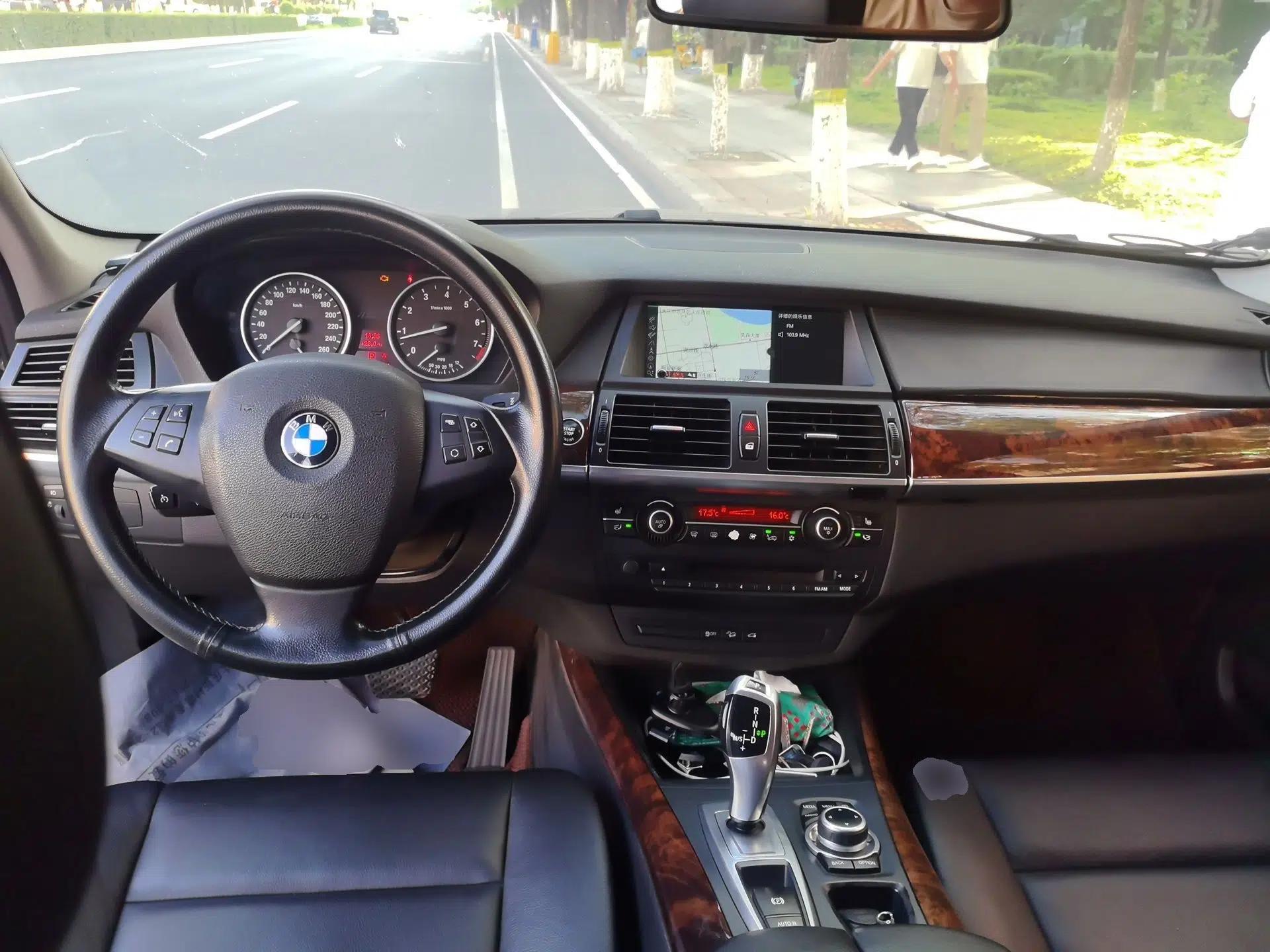 BMW X5 2013 xDrive35i U.S. specification — миниатюра 9