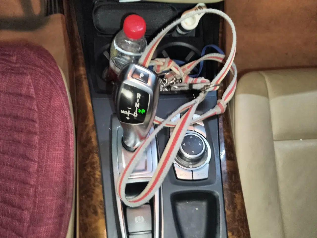 BMW X5 2011 xDrive35i Luxury Model — миниатюра 14