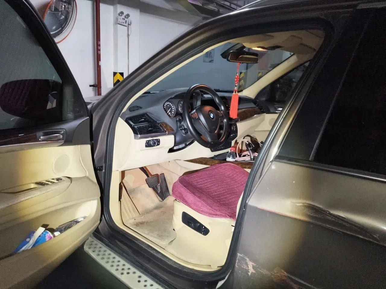 BMW X5 2011 xDrive35i Luxury Model — миниатюра 16
