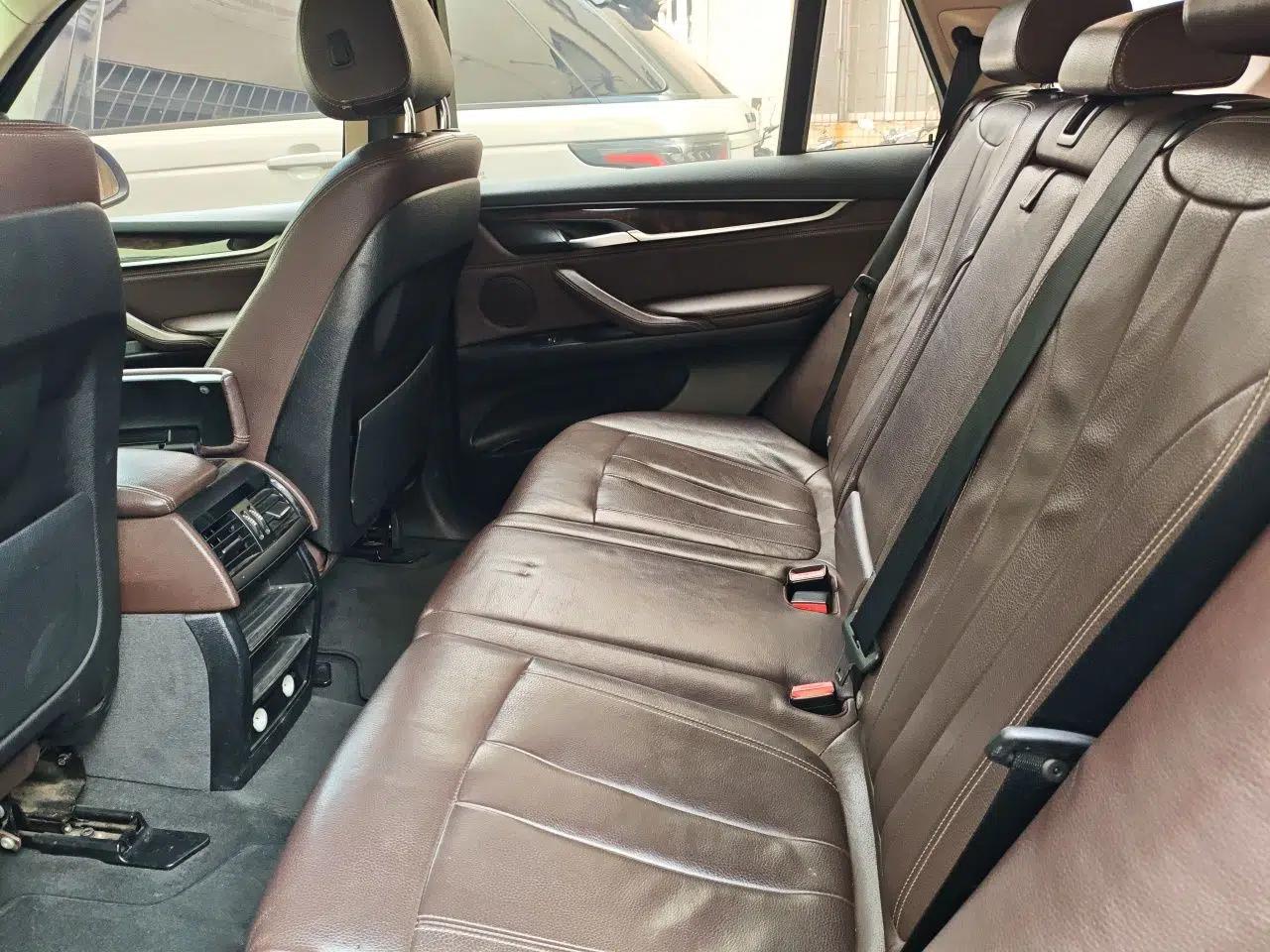 BMW X5 2015 xDrive28i — миниатюра 17