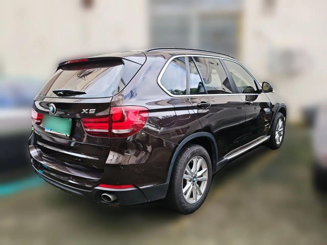 BMW X5 2015 xDrive28i — миниатюра 6