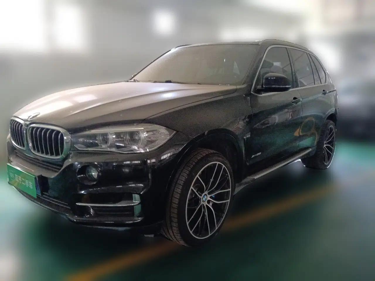 BMW X5 2018 xDrive28i — миниатюра 1