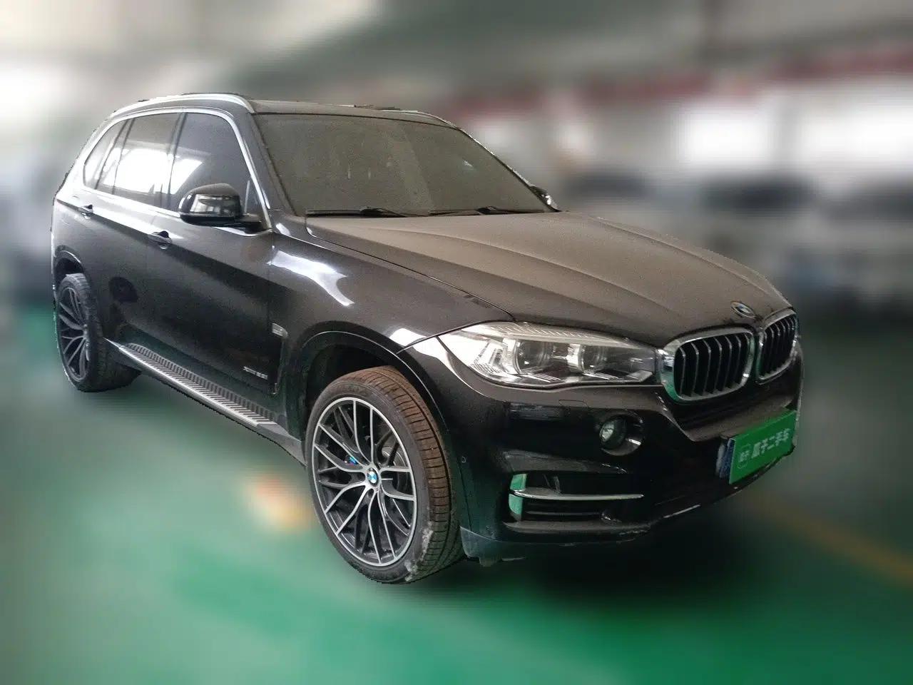 BMW X5 2018 xDrive28i — миниатюра 3
