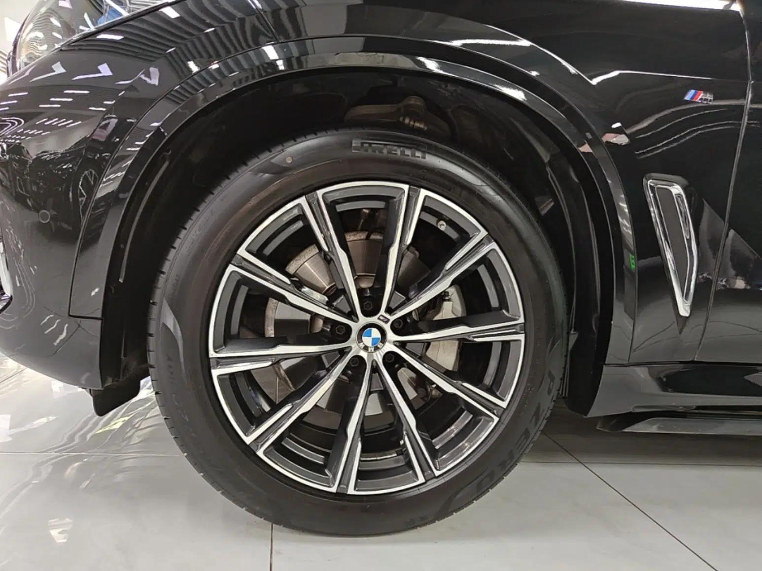 BMW X5 2022 Restyled xDrive 30Li Luxury Version M Sport Package — миниатюра 15