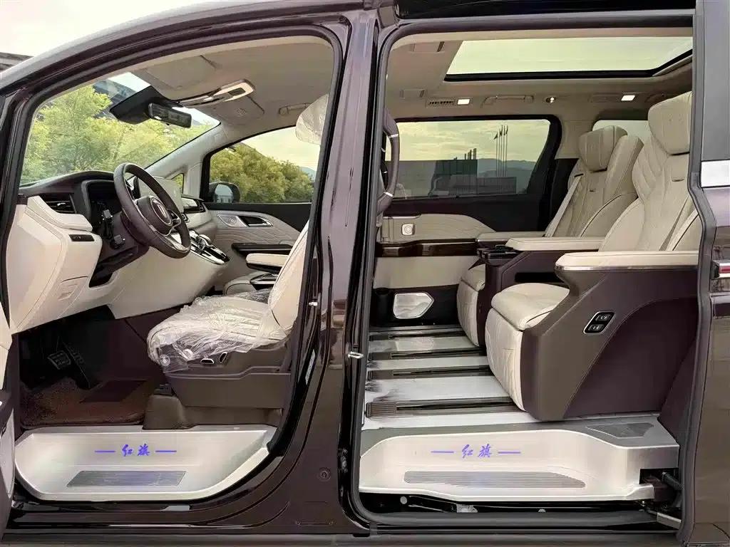 Hongqi HQ9 2023 2.0T Intelligent Flagship Edition — миниатюра 11