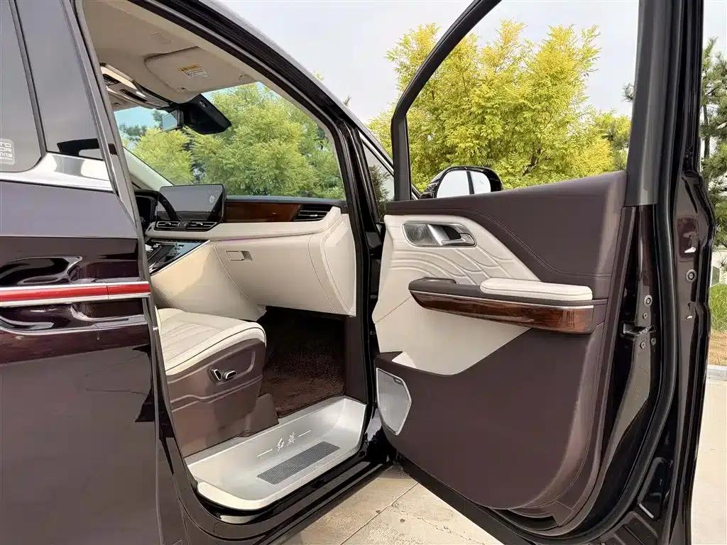 Hongqi HQ9 2023 2.0T Intelligent Flagship Edition — миниатюра 9