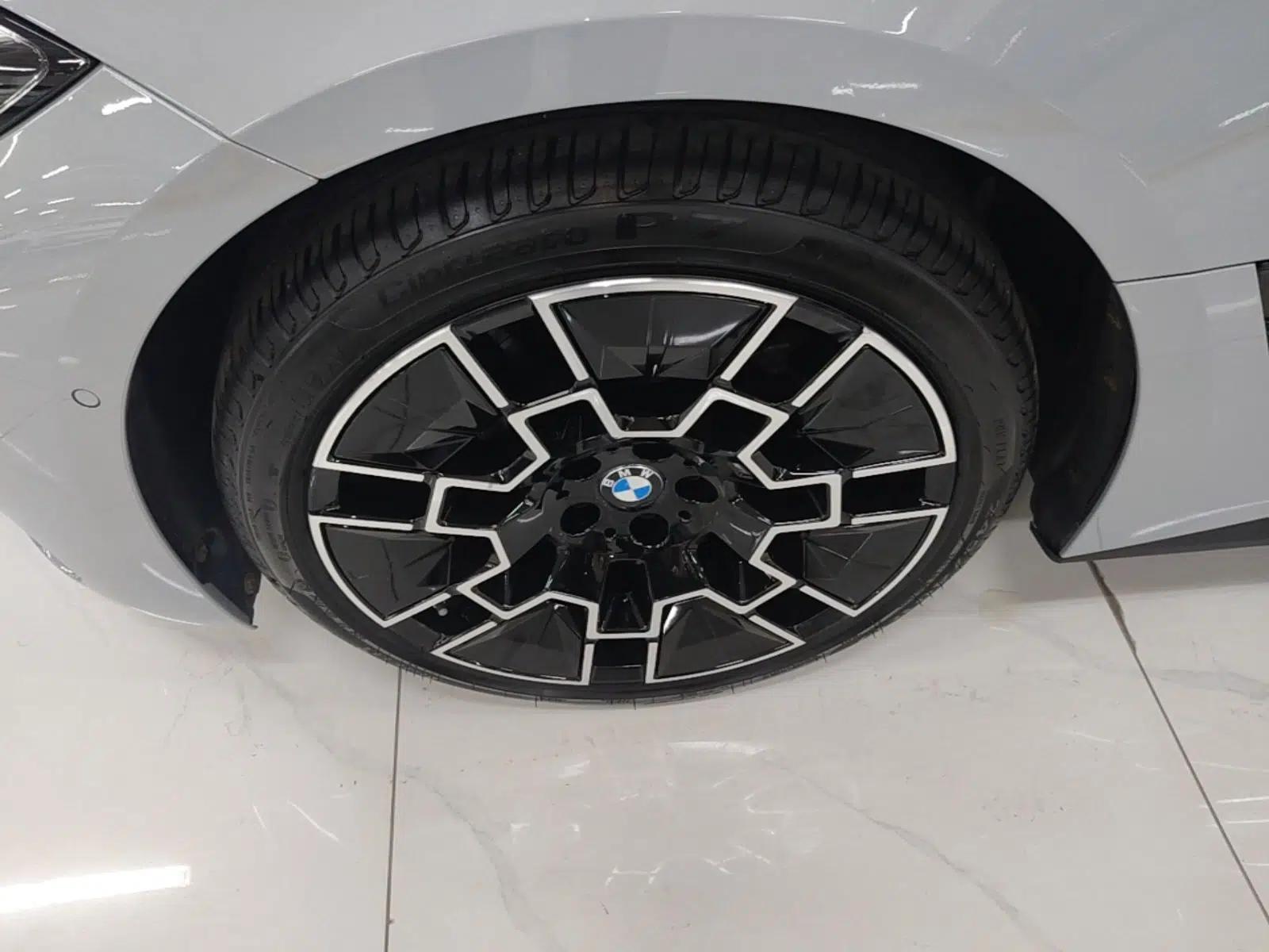 BMW 4 Series 2024 430i Gran Coupe M Sport Night Edition Package — миниатюра 10