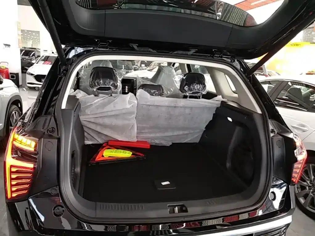 Hongqi HS3 PHEV 2024 Model, 115km/h Performance Edition — миниатюра 19