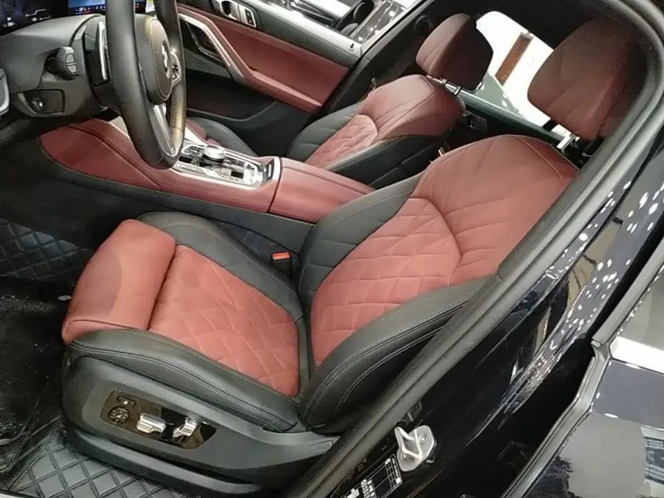 BMW X6 2023 xDrive40i Luxury Model with M Sport Package — миниатюра 17