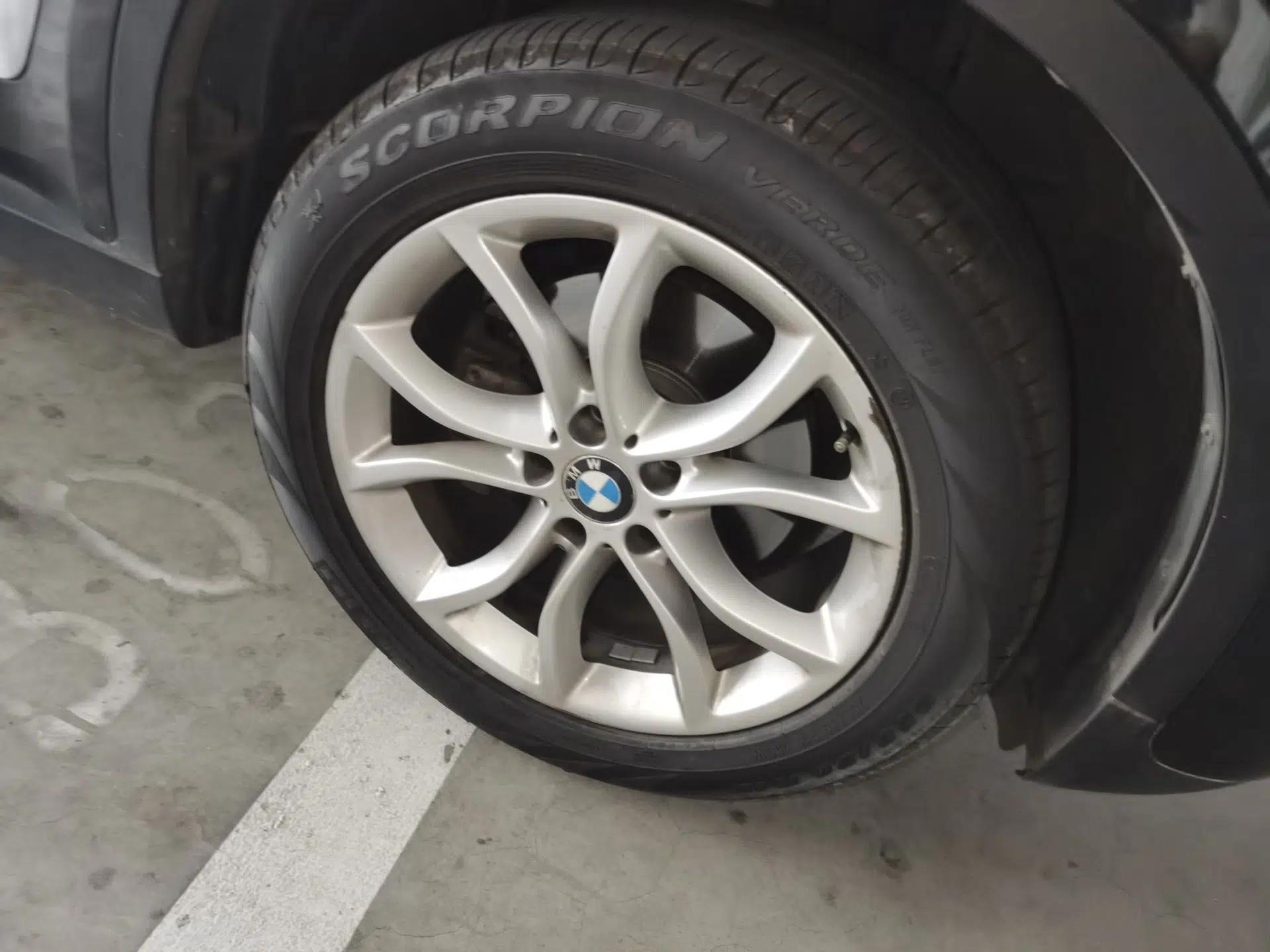 BMW X6 2015 xDrive35i Leading Model — миниатюра 8