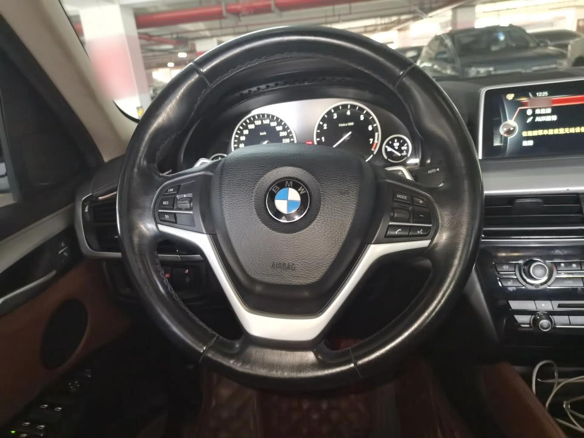 BMW X6 2015 xDrive35i Leading Model — миниатюра 10
