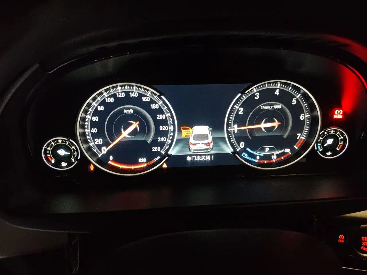 BMW X6 2018 xDrive35i Leading Model — миниатюра 11