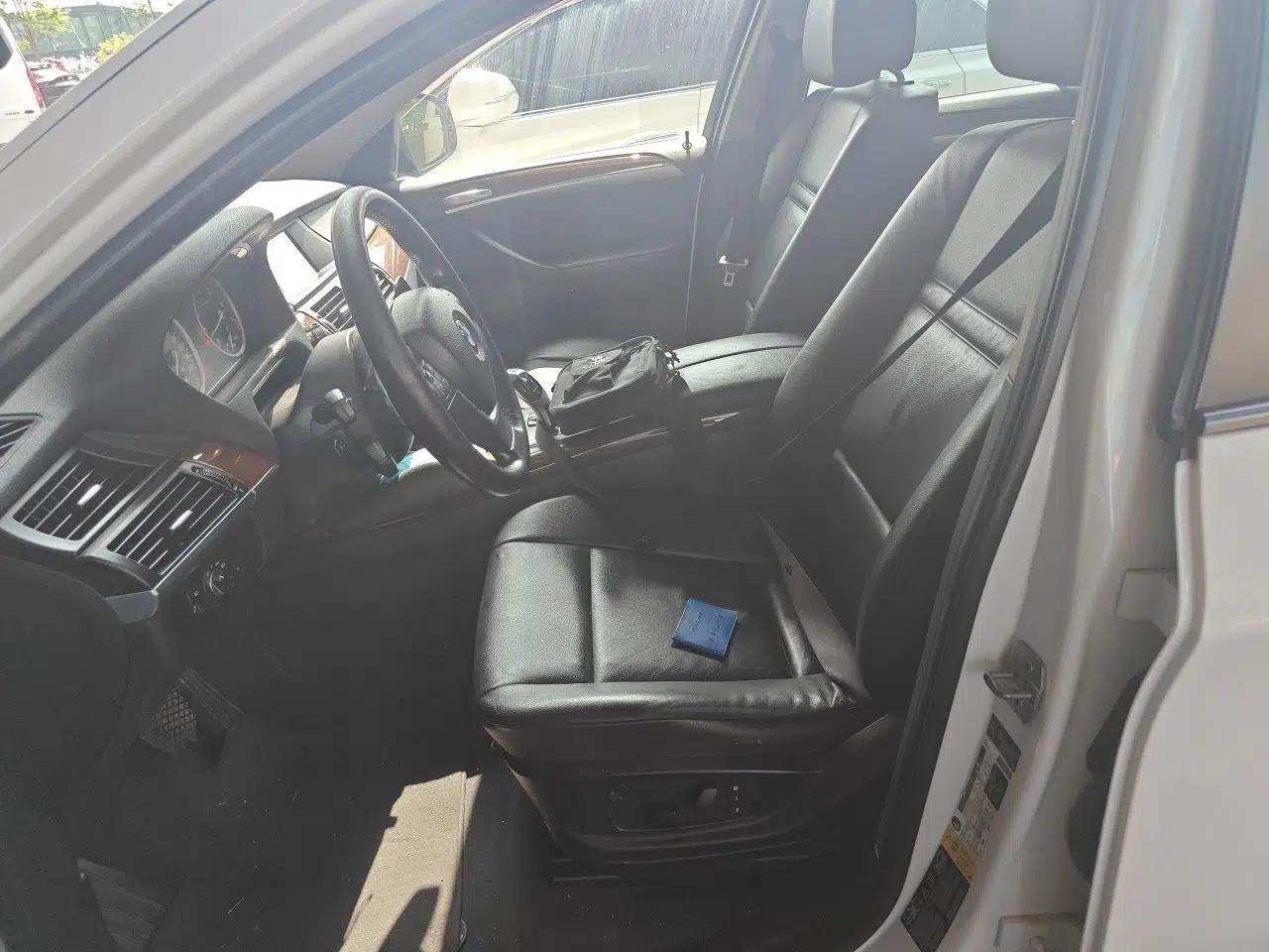 BMW X6 BMW X6 2013 xDrive35i Gasoline 5-Seater 3.0T Automatic — миниатюра 15