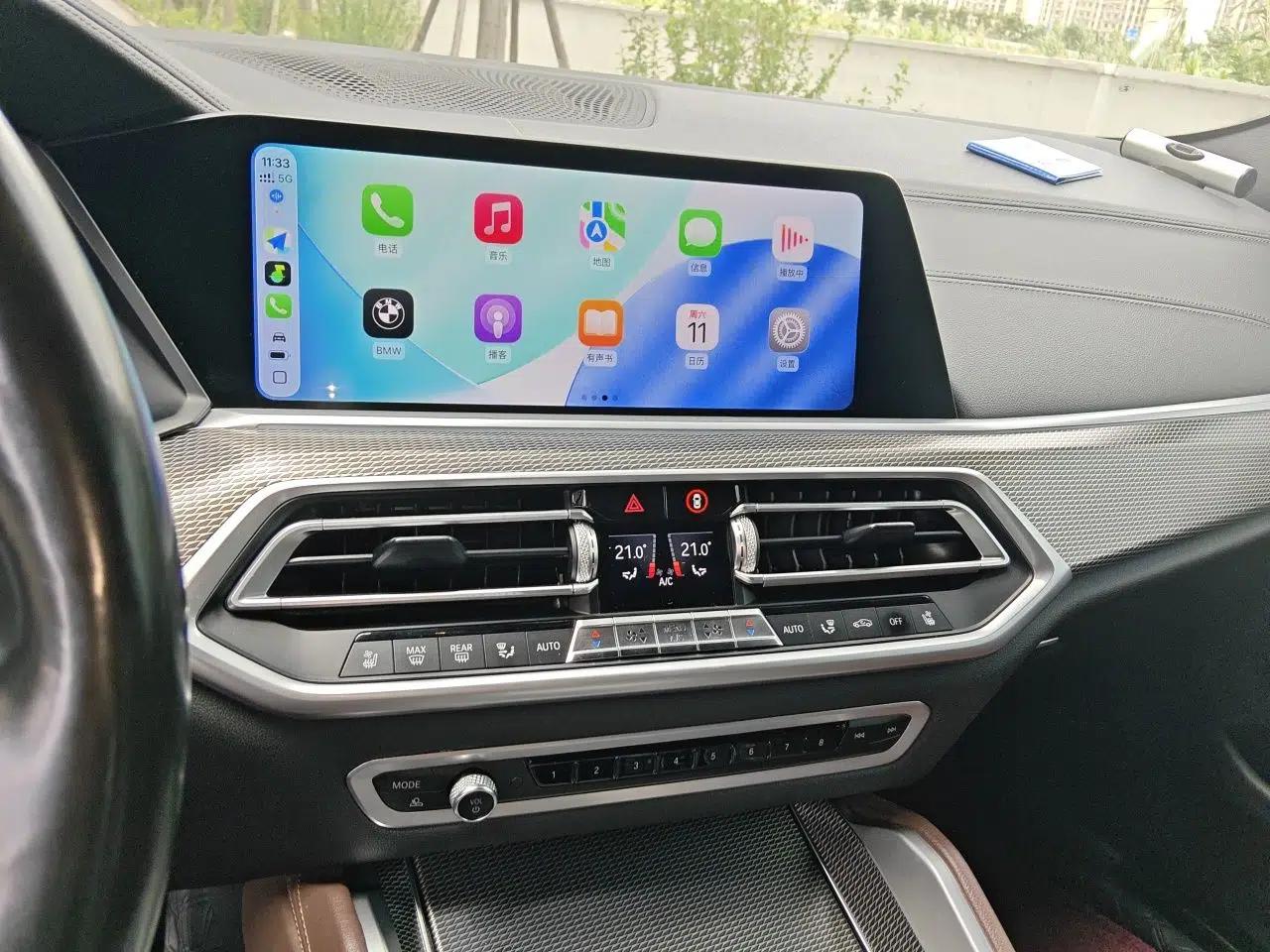 BMW X6 2020 xDrive40i Luxury Model with M Sport Package — миниатюра 13