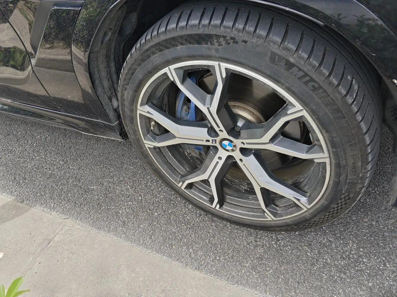BMW X6 2020 xDrive40i Luxury Model with M Sport Package — миниатюра 8