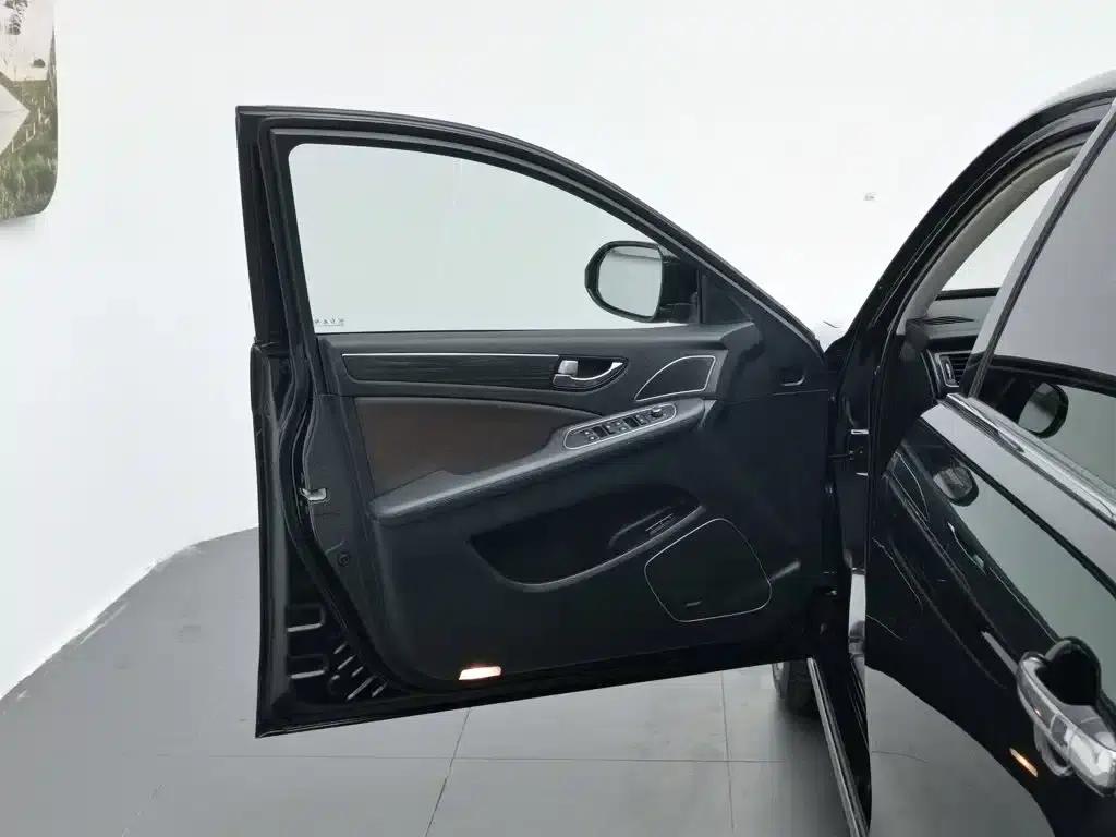 Hongqi H7 2017 2.0T Luxury Edition — миниатюра 8