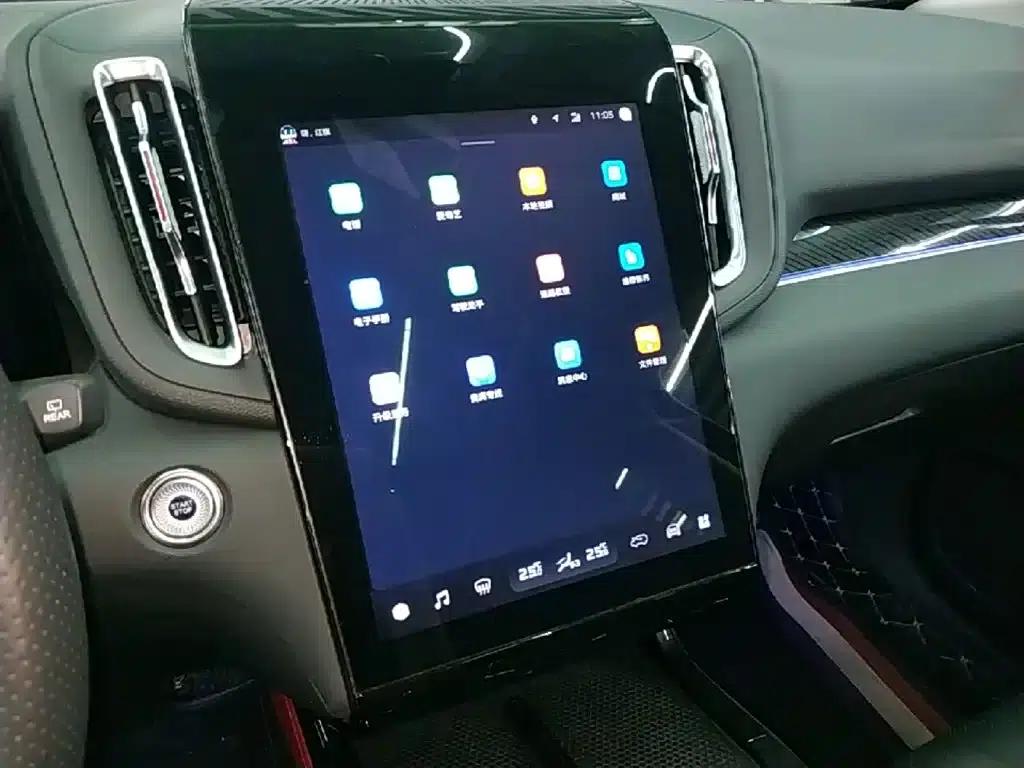 Hongqi HS3 2023 1.5T 2WD Goodness Edition — миниатюра 13