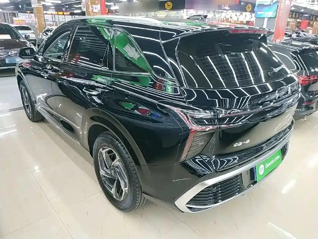 Hongqi HS3 2023 1.5T 2WD Goodness Edition — миниатюра 5