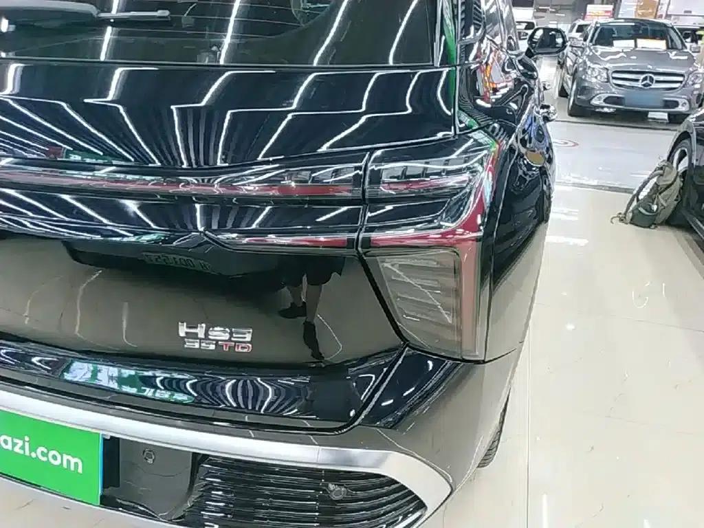 Hongqi HS3 2023 1.5T 2WD Goodness Edition — миниатюра 8