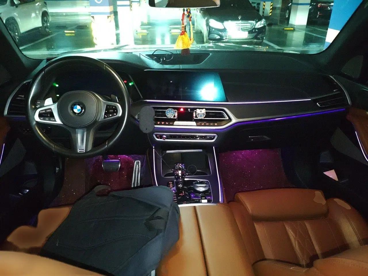 BMW X7 2020 xDrive40i Luxury M Sport Package — миниатюра 18